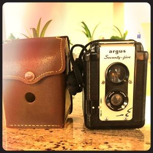 ‘*SOLD*  “ARGUS- seventy-five’  *Vintage CAMERA*